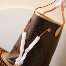 LV Shopping Bags